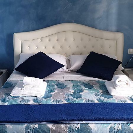 アグローポリ A Un Passo Dal Mare Bed & Breakfast エクステリア 写真