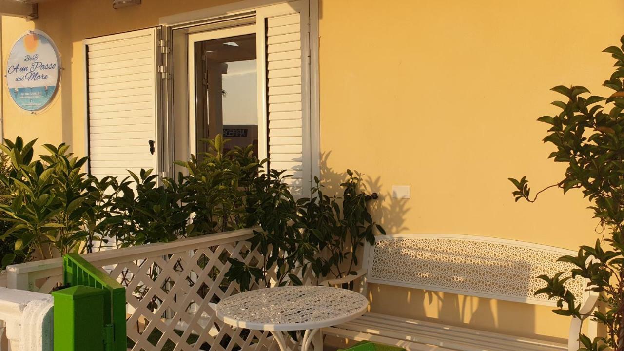 アグローポリ A Un Passo Dal Mare Bed & Breakfast エクステリア 写真