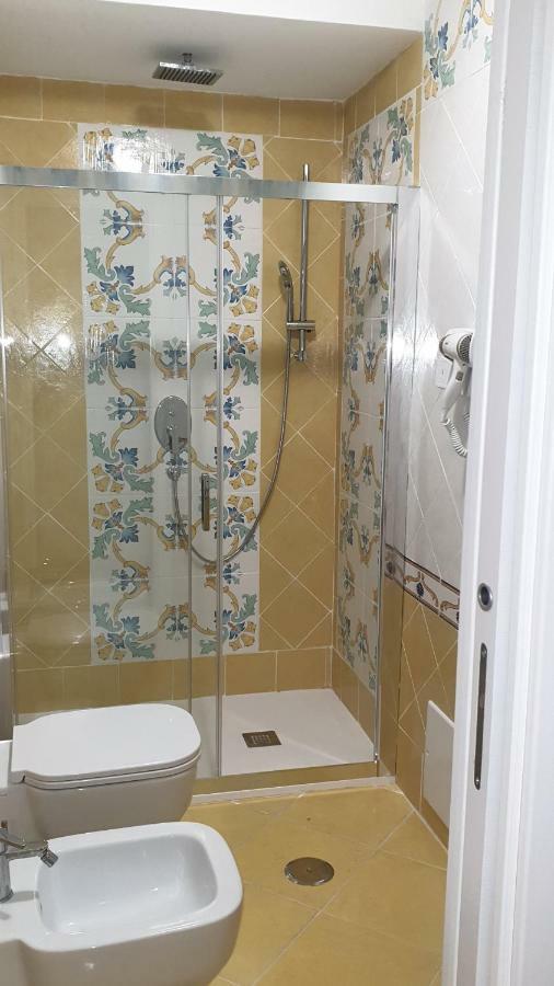 アグローポリ A Un Passo Dal Mare Bed & Breakfast エクステリア 写真
