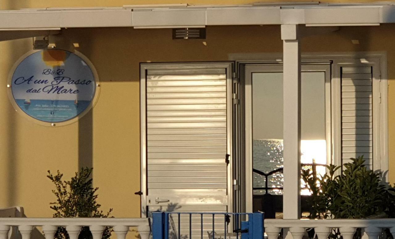 アグローポリ A Un Passo Dal Mare Bed & Breakfast エクステリア 写真