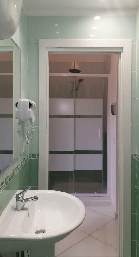 アグローポリ A Un Passo Dal Mare Bed & Breakfast エクステリア 写真